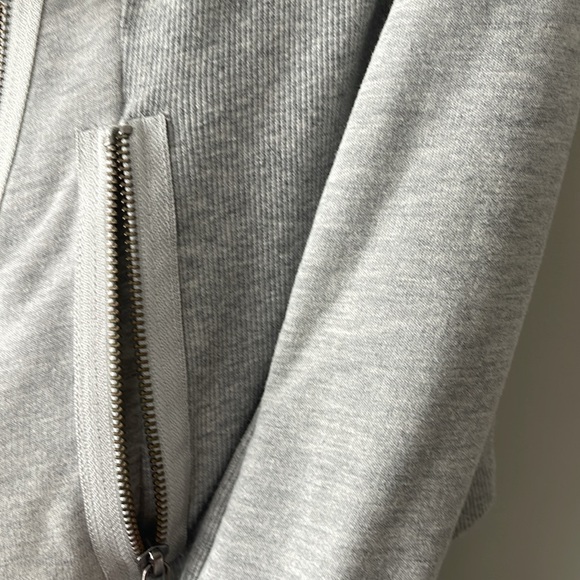 Cropped jacket - Picture 6 of 7